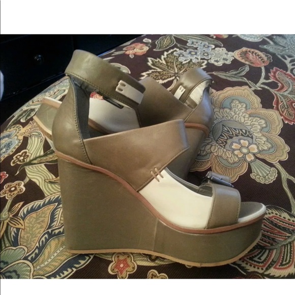 Diesel Brand Zoey Platform Wedge Sandals Sz 38 - Picture 2 of 6